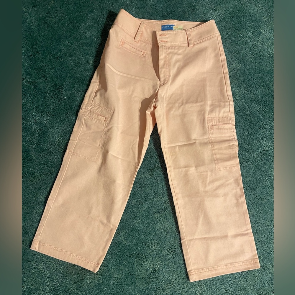 Dockers Pastel Pink Favorite Fit Capri Pants Size 8